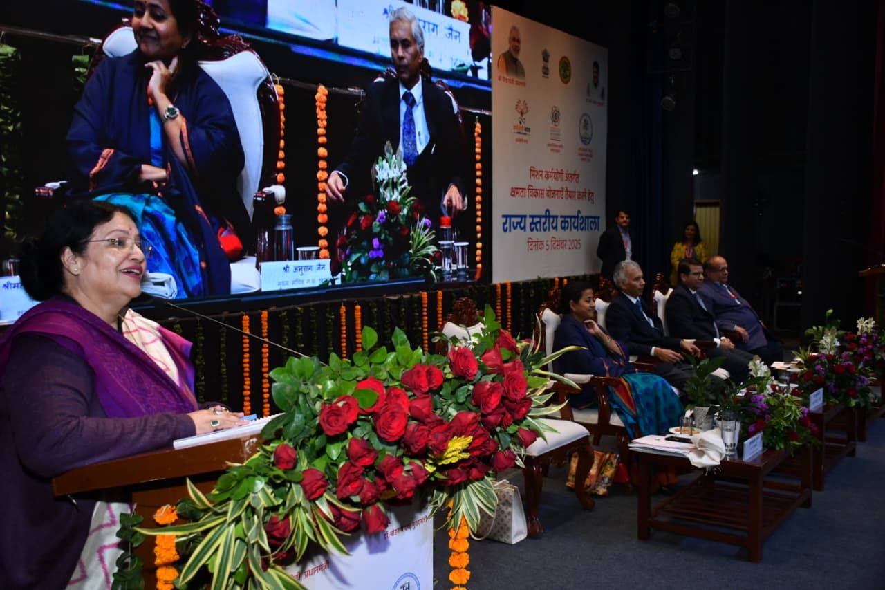 Chairperson, CBC, Ms S. Radha Chauhan and Chief Secretary, Government of Madhya Pradesh, Shri Anurag Jain address the State‑Level Capacity‑Building Plan Development Workshop - Image 4